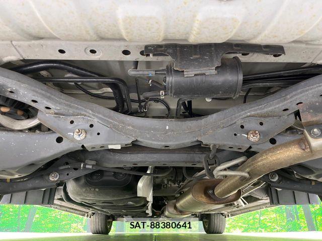 Nissan ELGRAND 2016-11 7723048-17