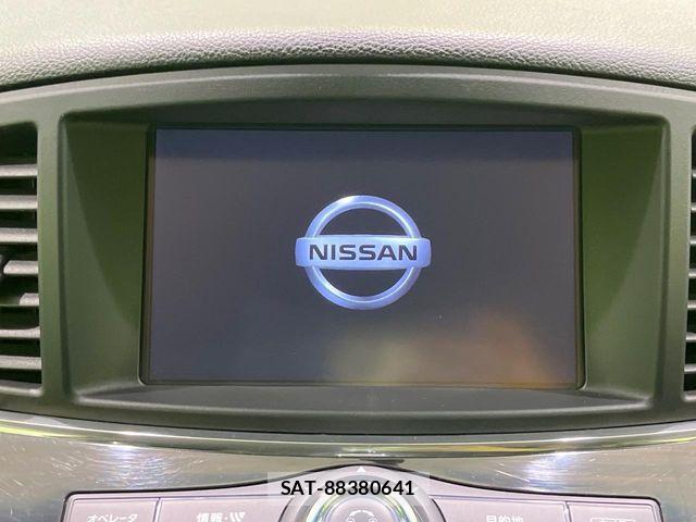 Nissan ELGRAND 2016-11 7723048-2
