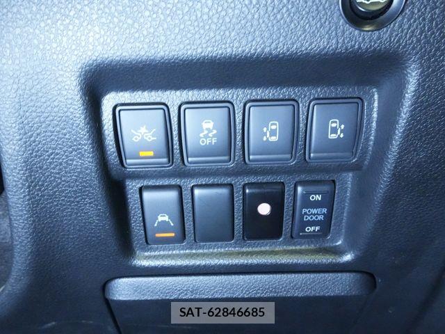 Nissan ELGRAND 2019-02 7723046-16