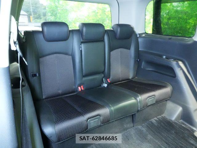 Nissan ELGRAND 2019-02 7723046-24