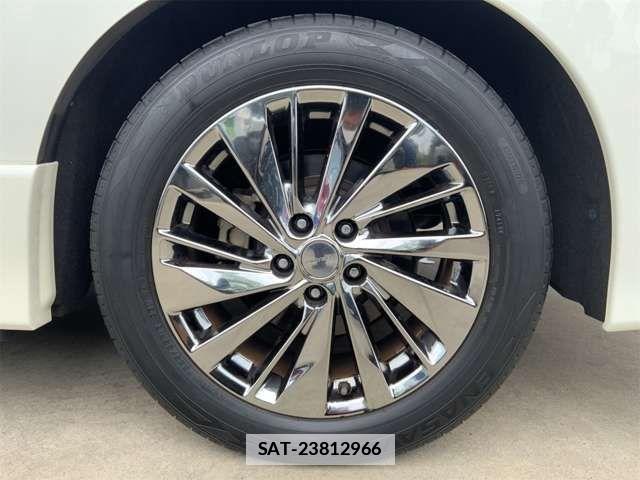 Nissan ELGRAND 2015-08 7723055-17