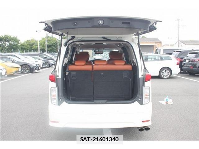 Nissan ELGRAND 2018-11 7723057-26