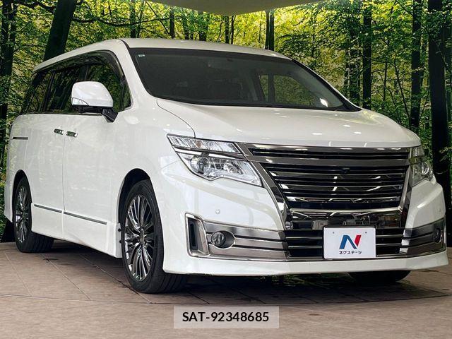 Nissan ELGRAND 2015-11 7723053-16