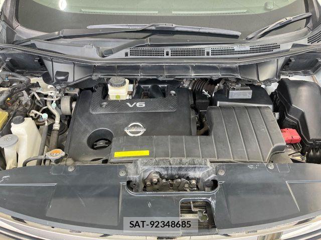 Nissan ELGRAND 2015-11 7723053-18