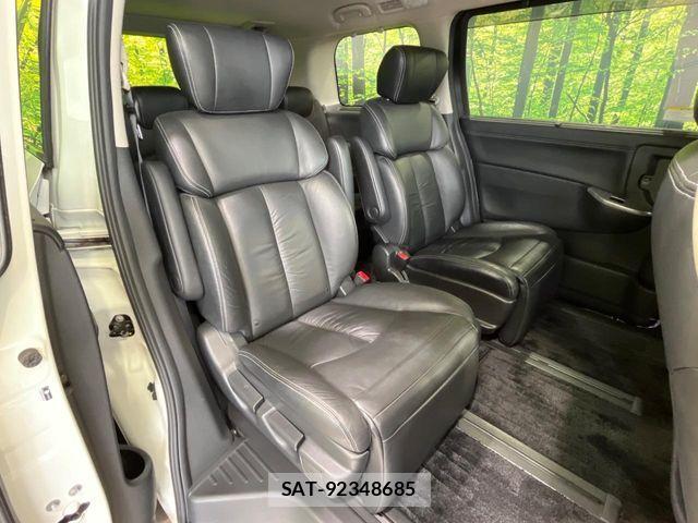 Nissan ELGRAND 2015-11 7723053-8