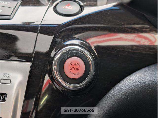 Nissan ELGRAND 2013-07 7723065-20