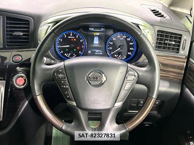 Nissan ELGRAND 2017-07 7723049-11
