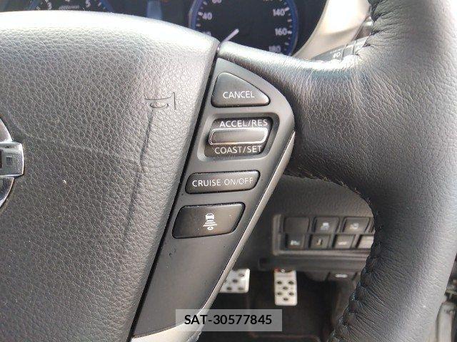 Nissan ELGRAND 2016-02 7723050-14