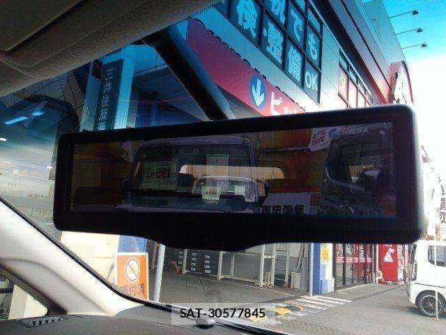 Nissan ELGRAND 2016-02 7723050-19