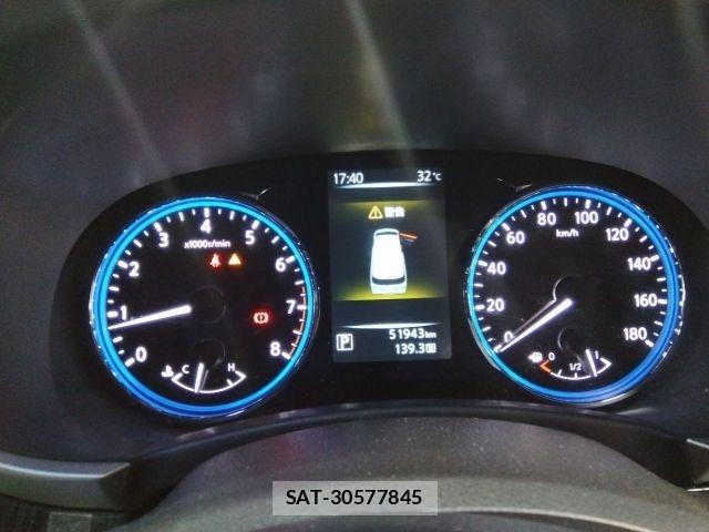 Nissan ELGRAND 2016-02 7723050-29