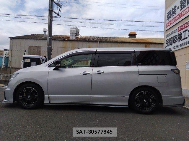 Nissan ELGRAND 2016-02 7723050-6