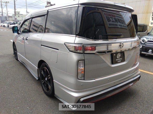 Nissan ELGRAND 2016-02 7723050-7