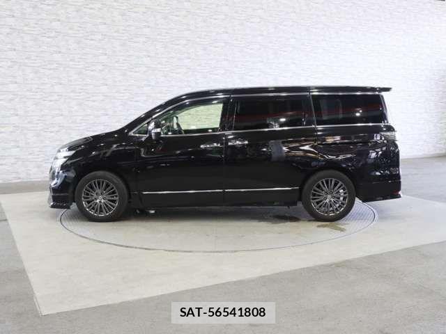 Nissan ELGRAND 2018-08 7723052-11