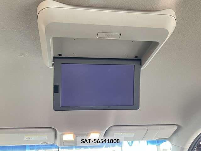 Nissan ELGRAND 2018-08 7723052-6
