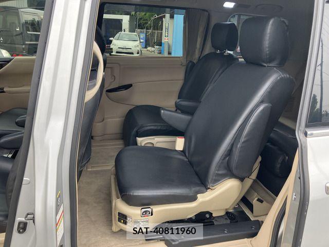 Nissan ELGRAND 2011-09 7723067-4