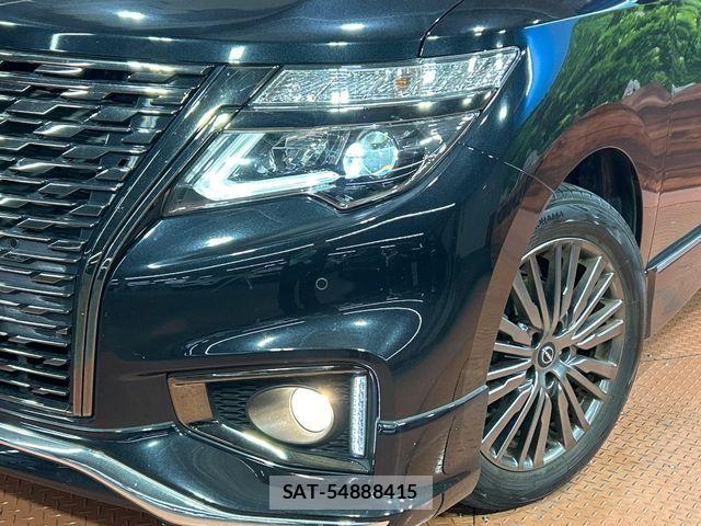 Nissan ELGRAND 2023-05 7723041-12