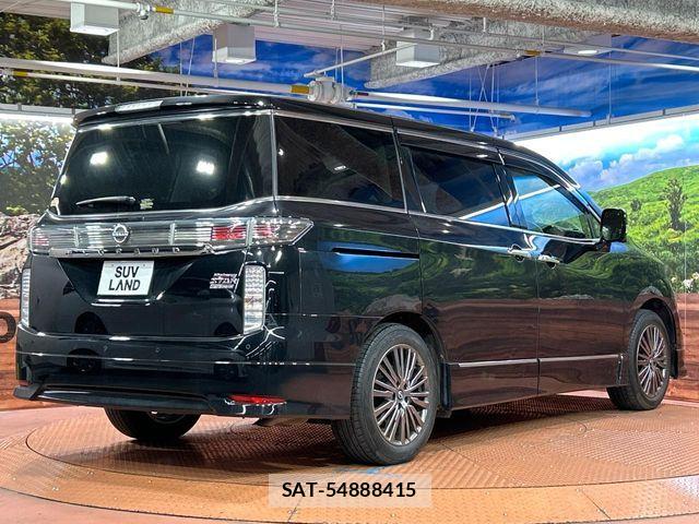 Nissan ELGRAND 2023-05 7723041-17
