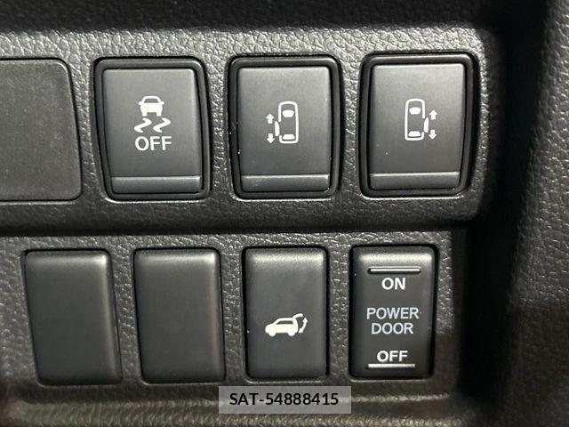 Nissan ELGRAND 2023-05 7723041-6