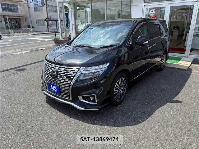 Nissan ELGRAND 2021-10 7784665-0