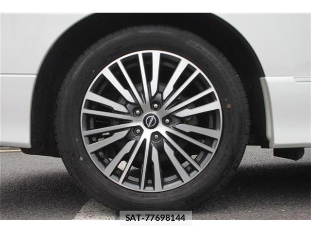 Nissan ELGRAND 2023-06 7784666-18