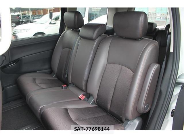 Nissan ELGRAND 2023-06 7784666-25