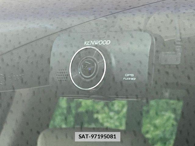 Nissan ELGRAND 2017-02 7784664-8