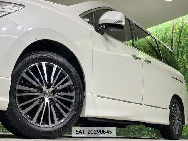Nissan ELGRAND 2015-07 7784655-13