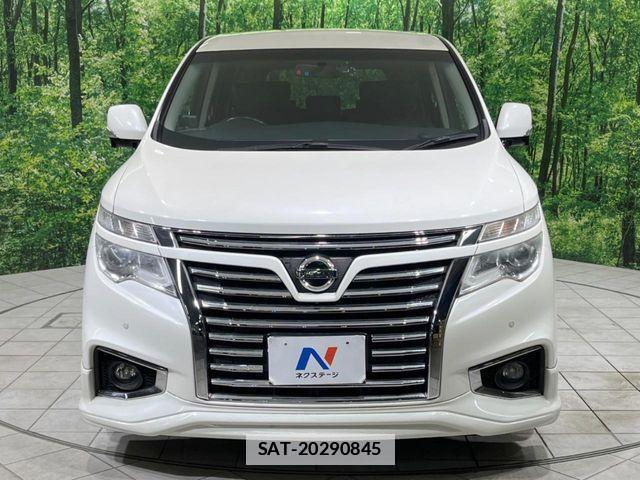 Nissan ELGRAND 2015-07 7784655-14