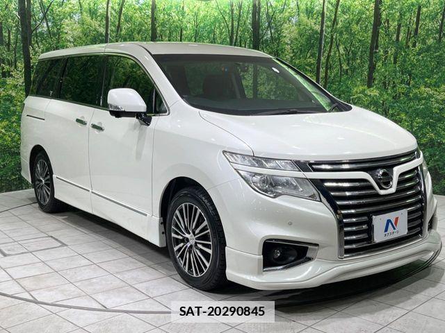 Nissan ELGRAND 2015-07 7784655-16