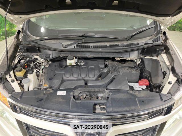 Nissan ELGRAND 2015-07 7784655-18