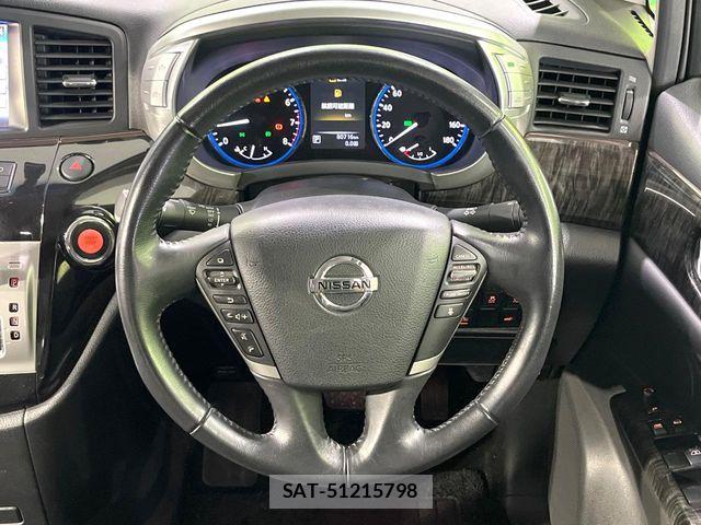 Nissan ELGRAND 2014-06 7784657-11