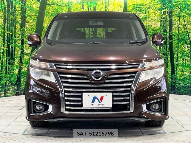 Nissan ELGRAND 2014-06 7784657-14