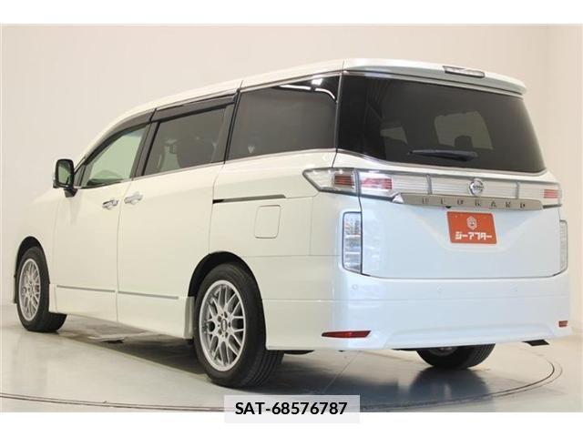 Nissan ELGRAND 2017-03 7784658-9