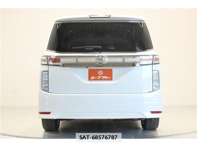 Nissan ELGRAND 2017-03 7784658-10