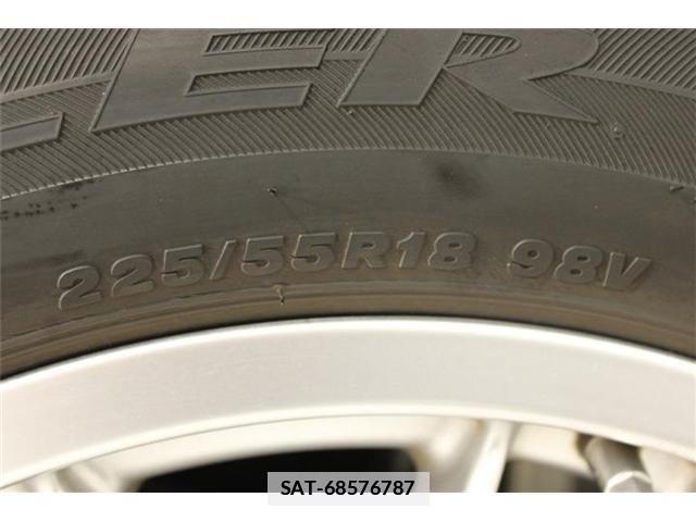 Nissan ELGRAND 2017-03 7784658-26