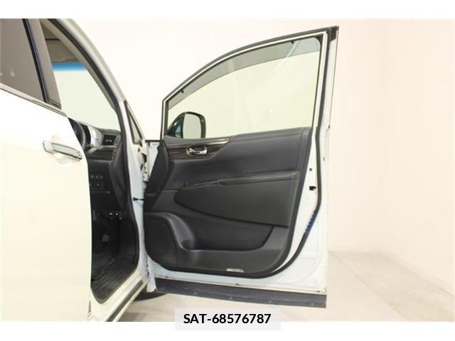 Nissan ELGRAND 2017-03 7784658-28