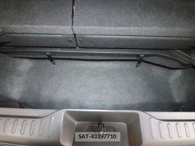 Nissan ELGRAND 2017-08 7876299-13