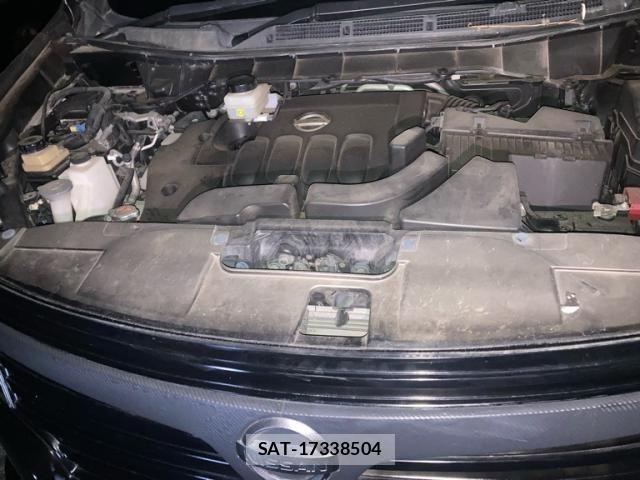 Nissan ELGRAND 2011-05 7876304-13