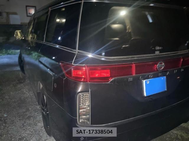 Nissan ELGRAND 2011-05 7876304-8