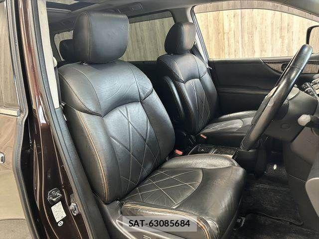 Nissan ELGRAND 2014-02 7902571-10