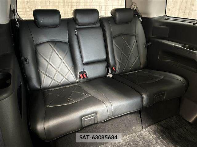 Nissan ELGRAND 2014-02 7902571-12