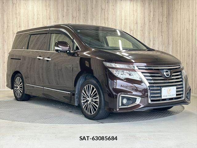 Nissan ELGRAND 2014-02 7902571-19