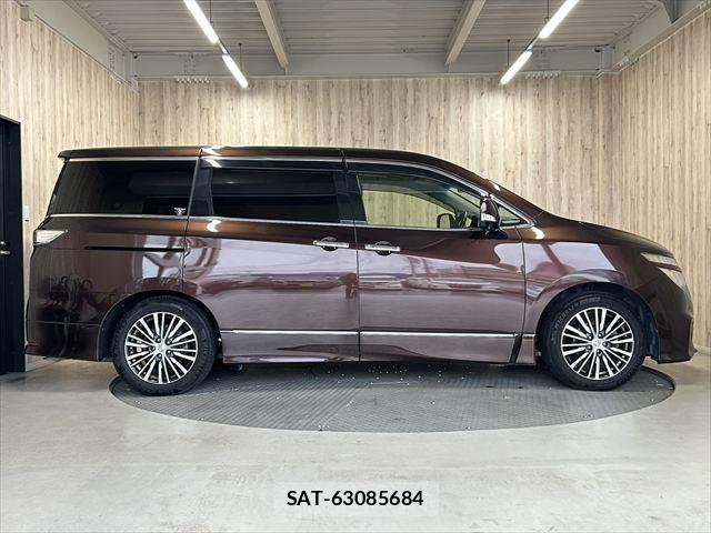 Nissan ELGRAND 2014-02 7902571-20