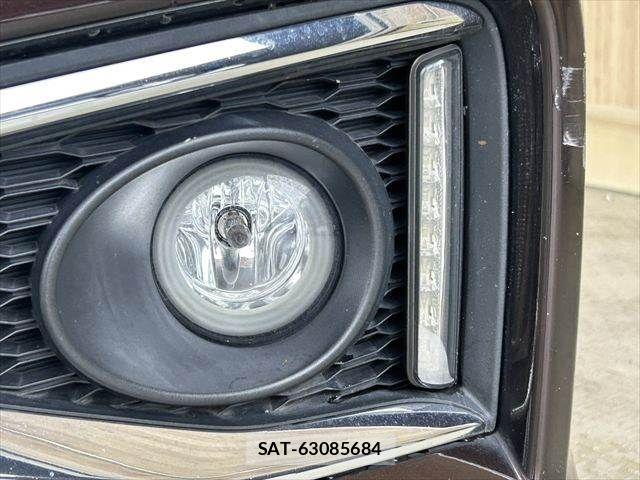 Nissan ELGRAND 2014-02 7902571-27