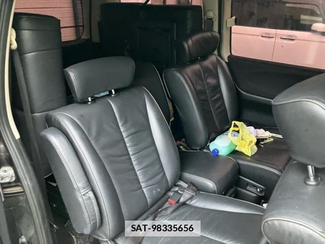 Nissan ELGRAND 2009-09 7902570-10