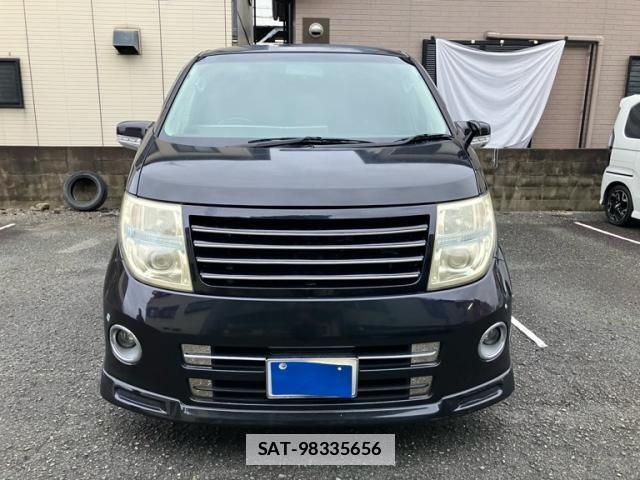 Nissan ELGRAND 2009-09 7902570-2