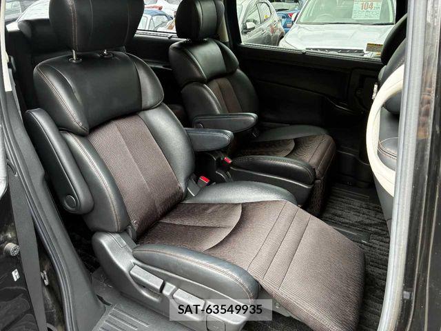 Nissan ELGRAND 2015-07 7902568-13