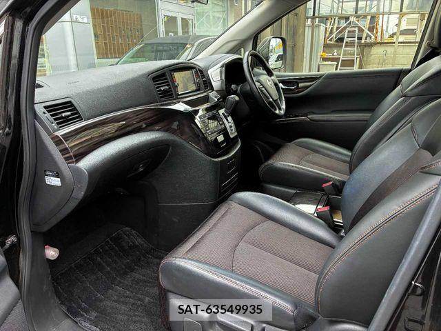 Nissan ELGRAND 2015-07 7902568-21