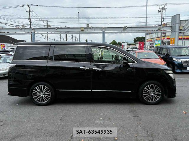 Nissan ELGRAND 2015-07 7902568-28