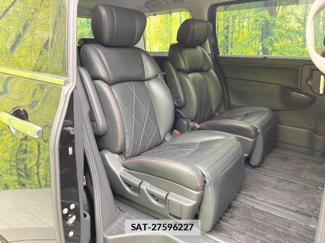 Nissan ELGRAND 2018-02 7961500-8